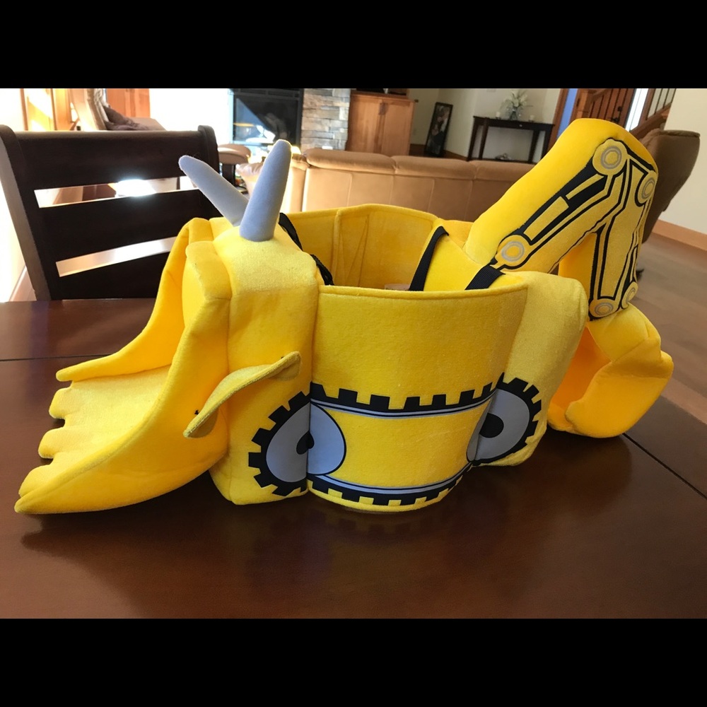 Bulldozer Costume ages 3-7